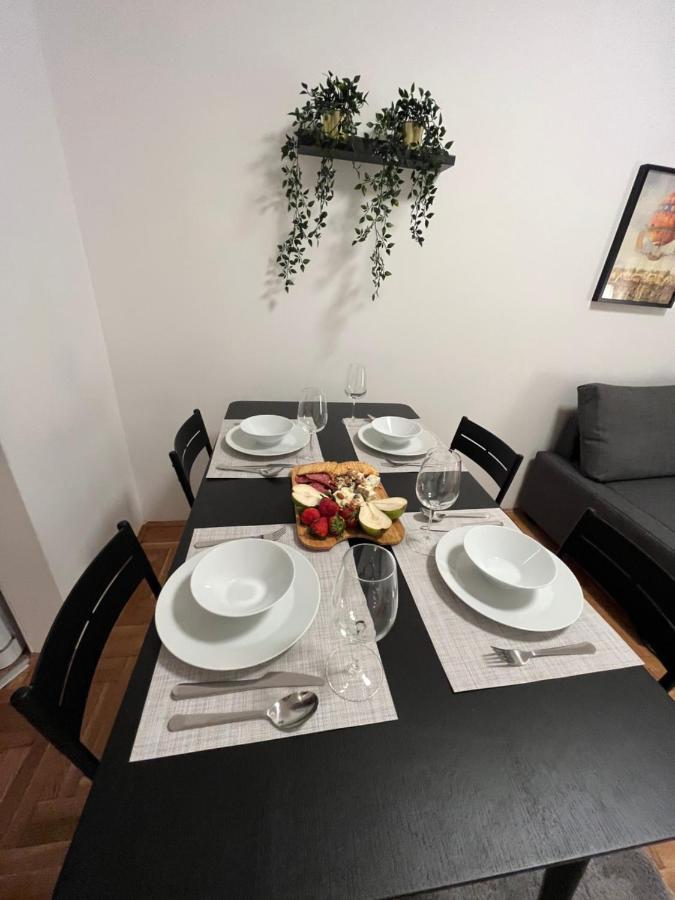 Apartment Ana - City Center ベオグラード エクステリア 写真